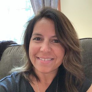 Meet your Posher, Dana